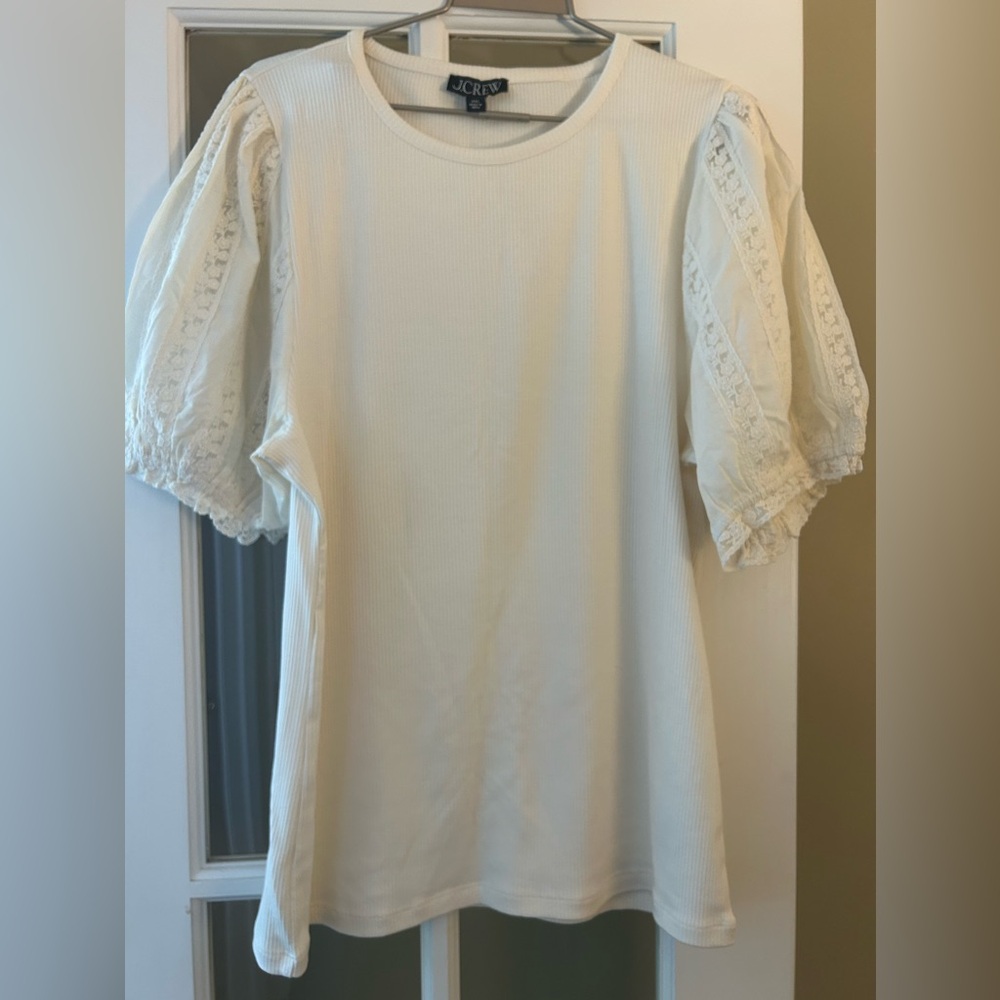 J. Crew ribbed tee with embroidered puff sleeves. NWT. Sz. xxl